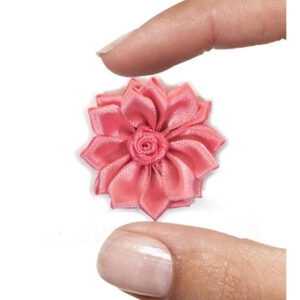 fiore mm. 35 con petali raso e rosellina centrale - col. Rosa